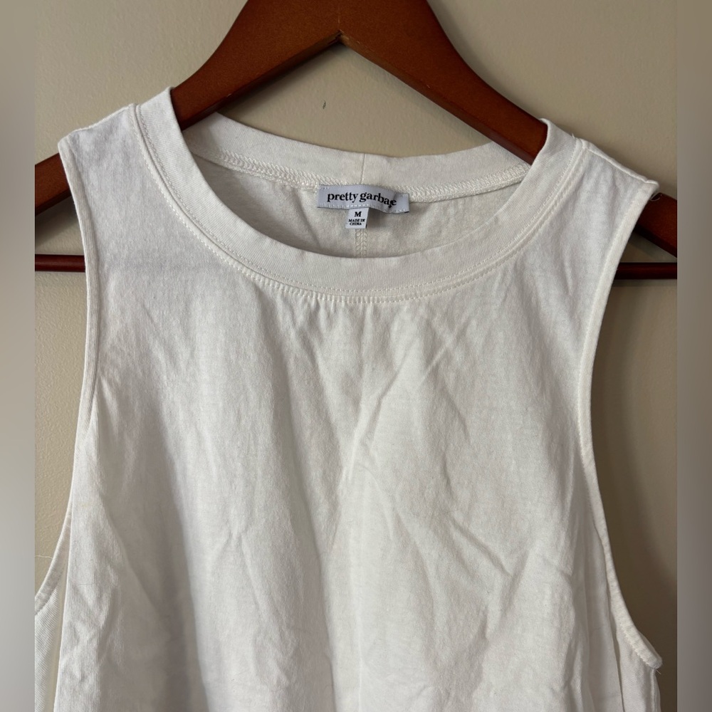 Pretty Garbage White Sleeveless Muscle Tank Top Size Medium